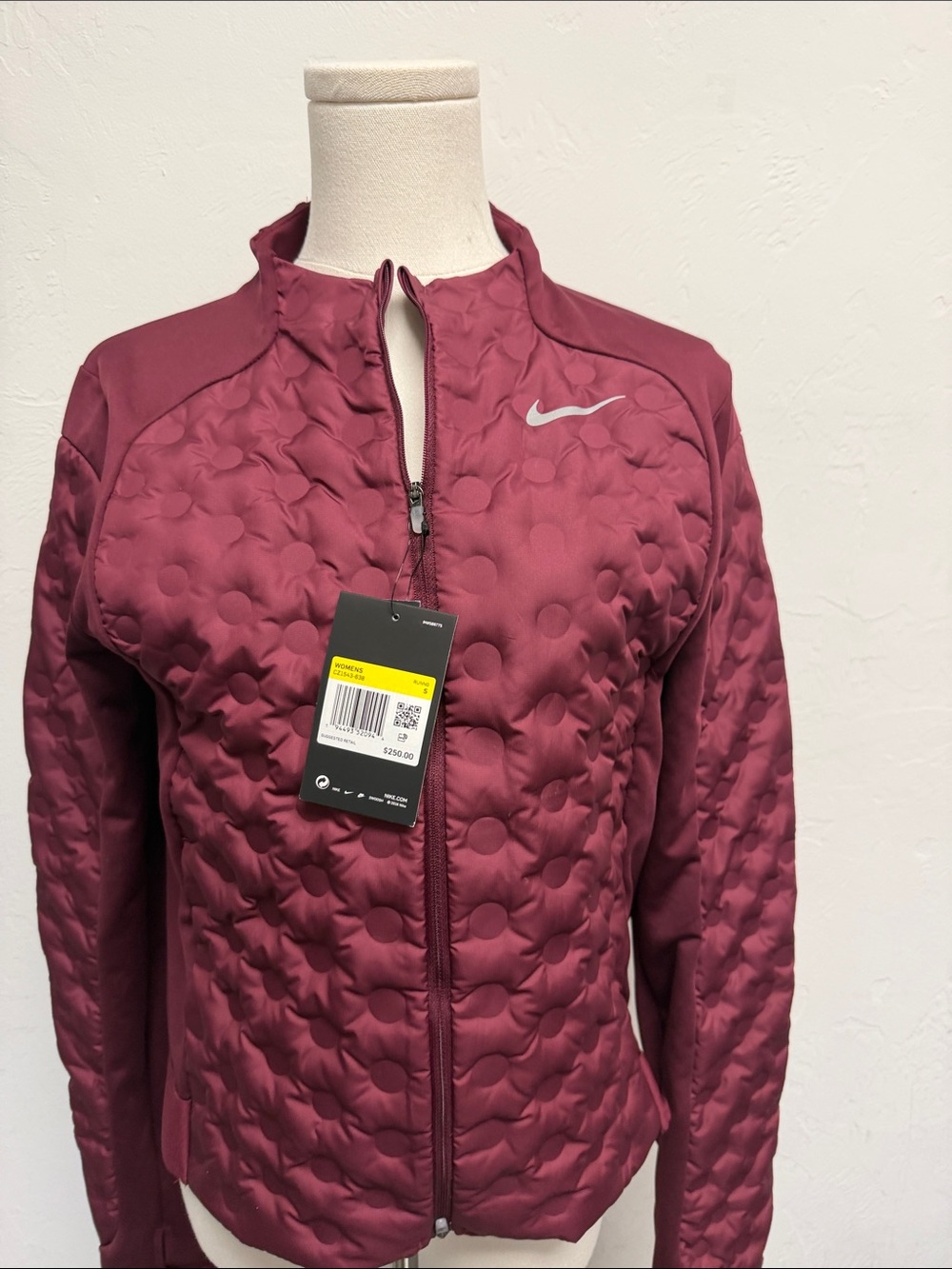 Nike Women's Maroon Quilted Puffer Jacket
